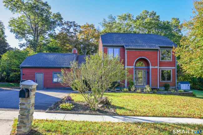 37 Valley Drive