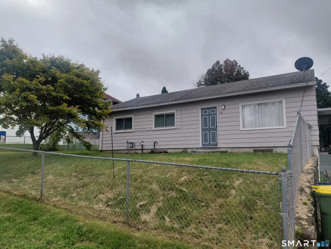 53 Elk Avenue