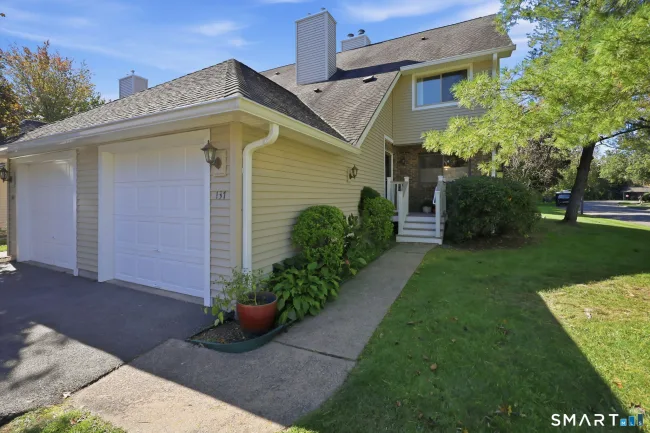 137 Foxboro Drive #137