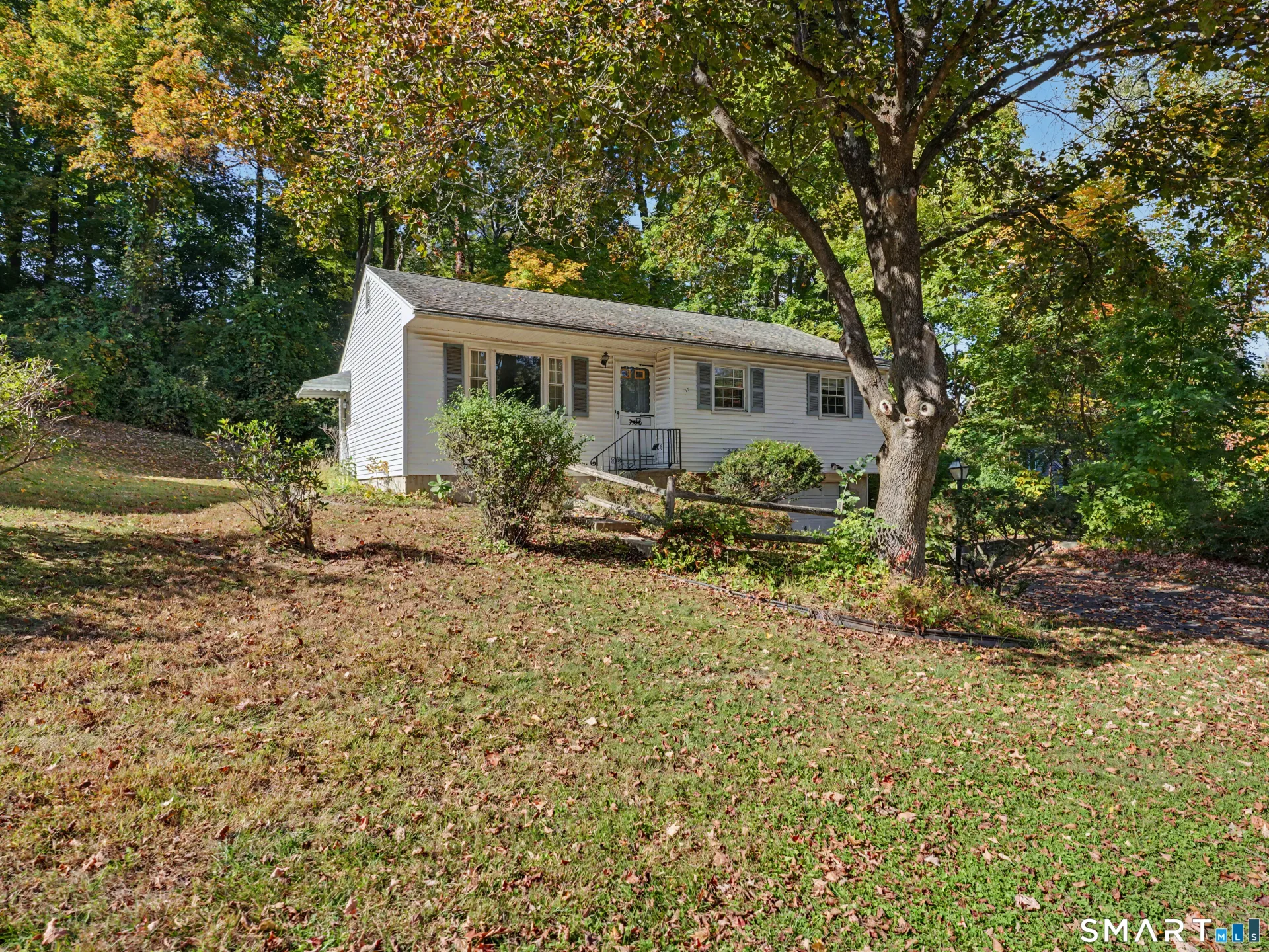 2 Almar Drive, Bethel, CT