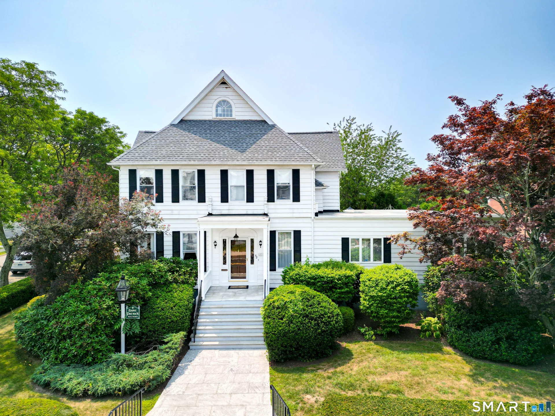 32 East Main Street, Stonington, CT