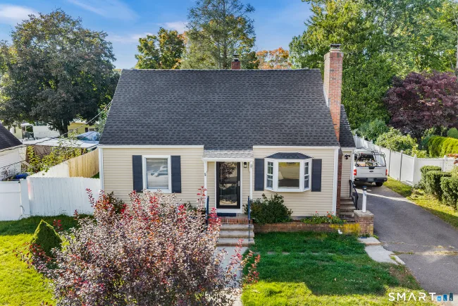 26 Lacey Road