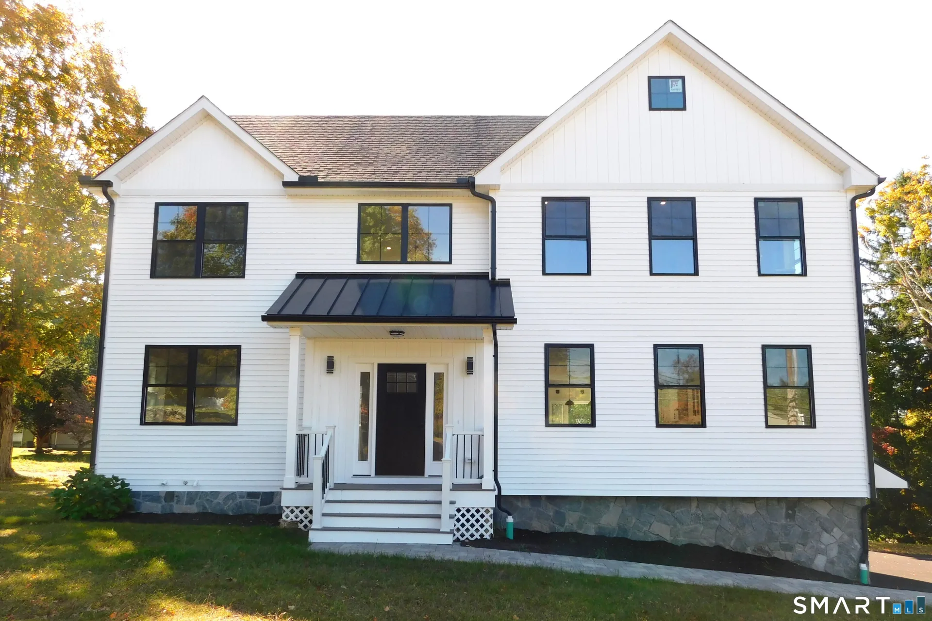 60 Mohegan Road, Shelton, CT