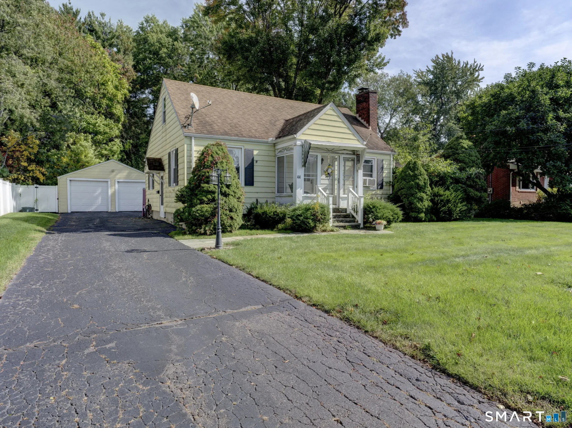 44 Brook Street, Newington, CT