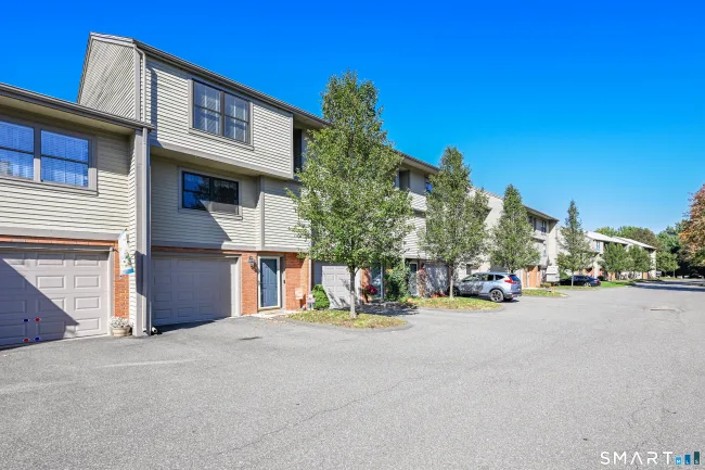 22 Metacomet Drive