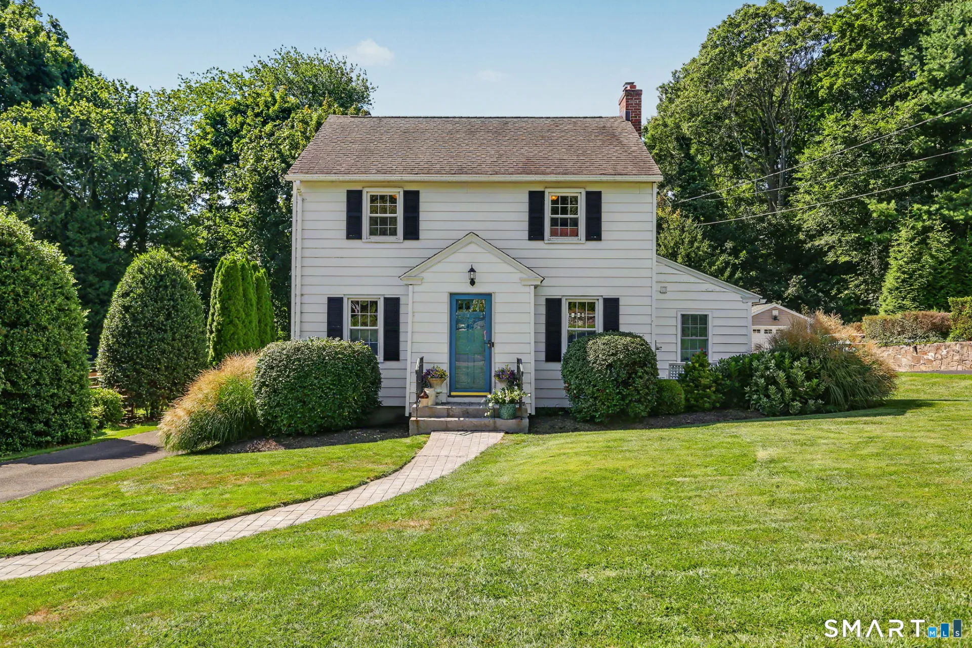 35 Beardsley Parkway, Trumbull, CT
