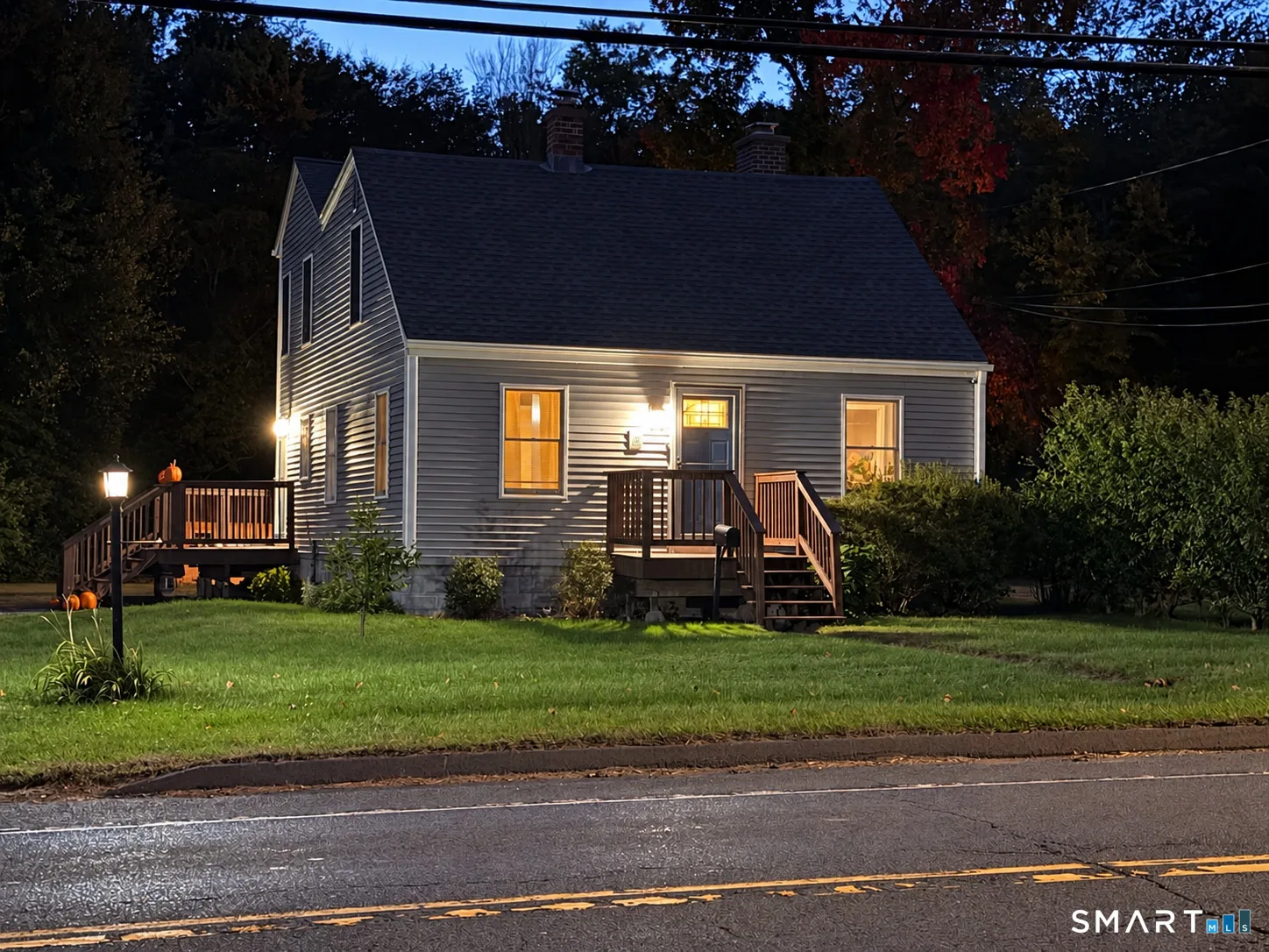 102 North Main Street, Windsor Locks, CT