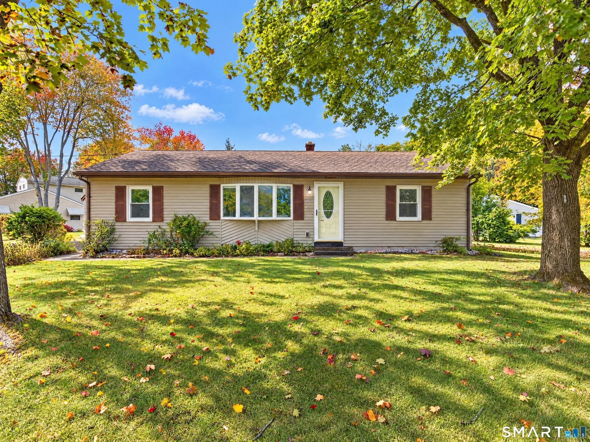 1 Richard Way, East Haven, CT