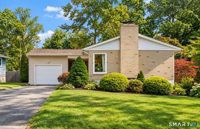 16 Bird Road