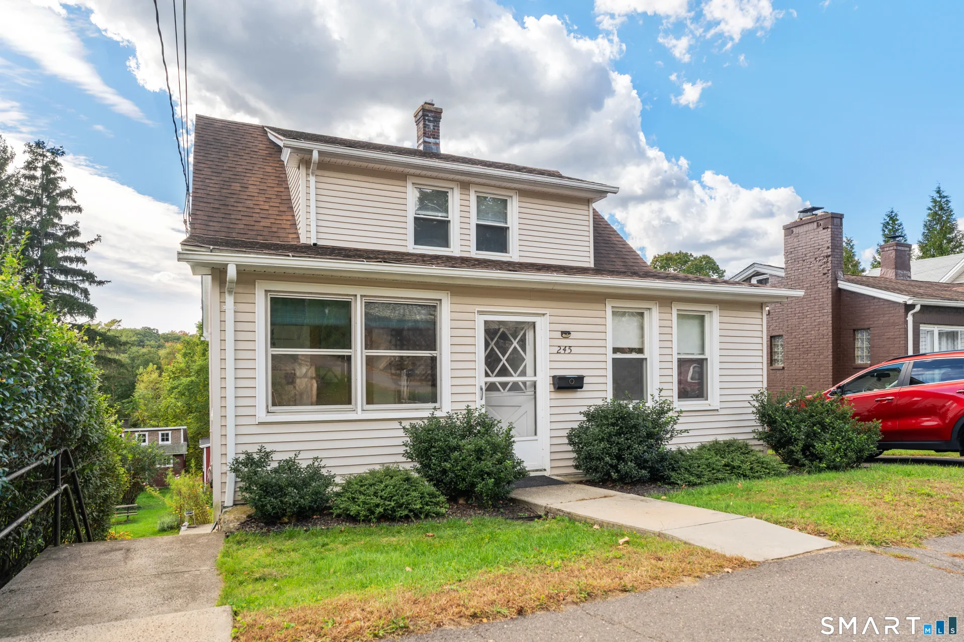 245 Riverside Street, Watertown, CT