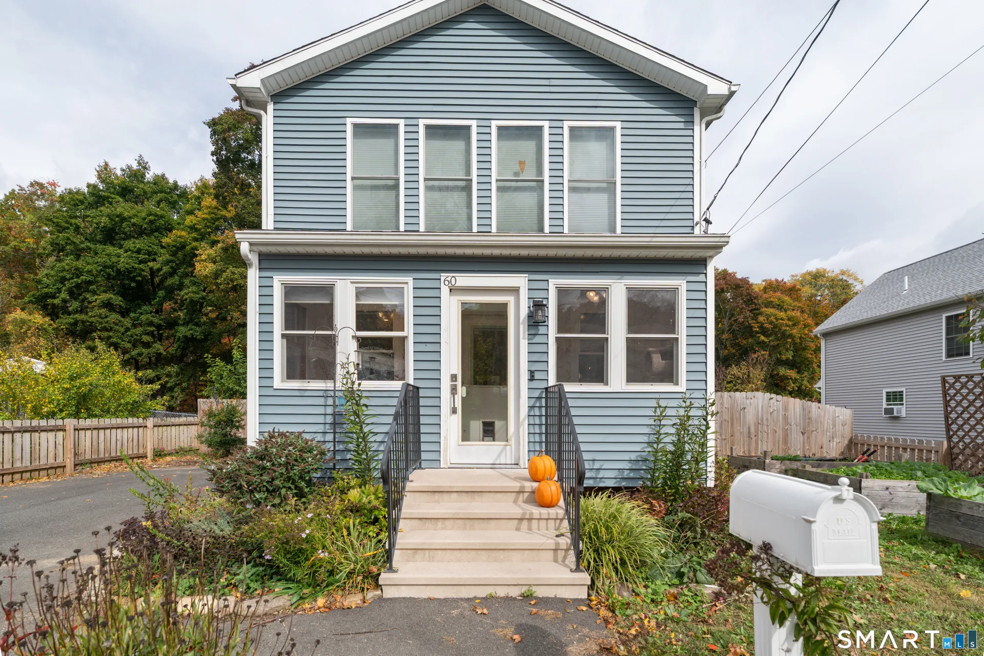 60 Rockdale Avenue, Watertown, CT