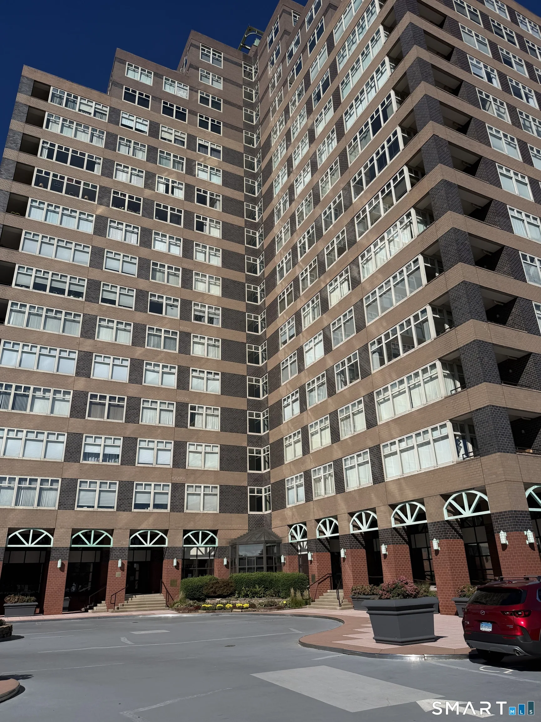 235 East River Drive #1108, East Hartford, CT
