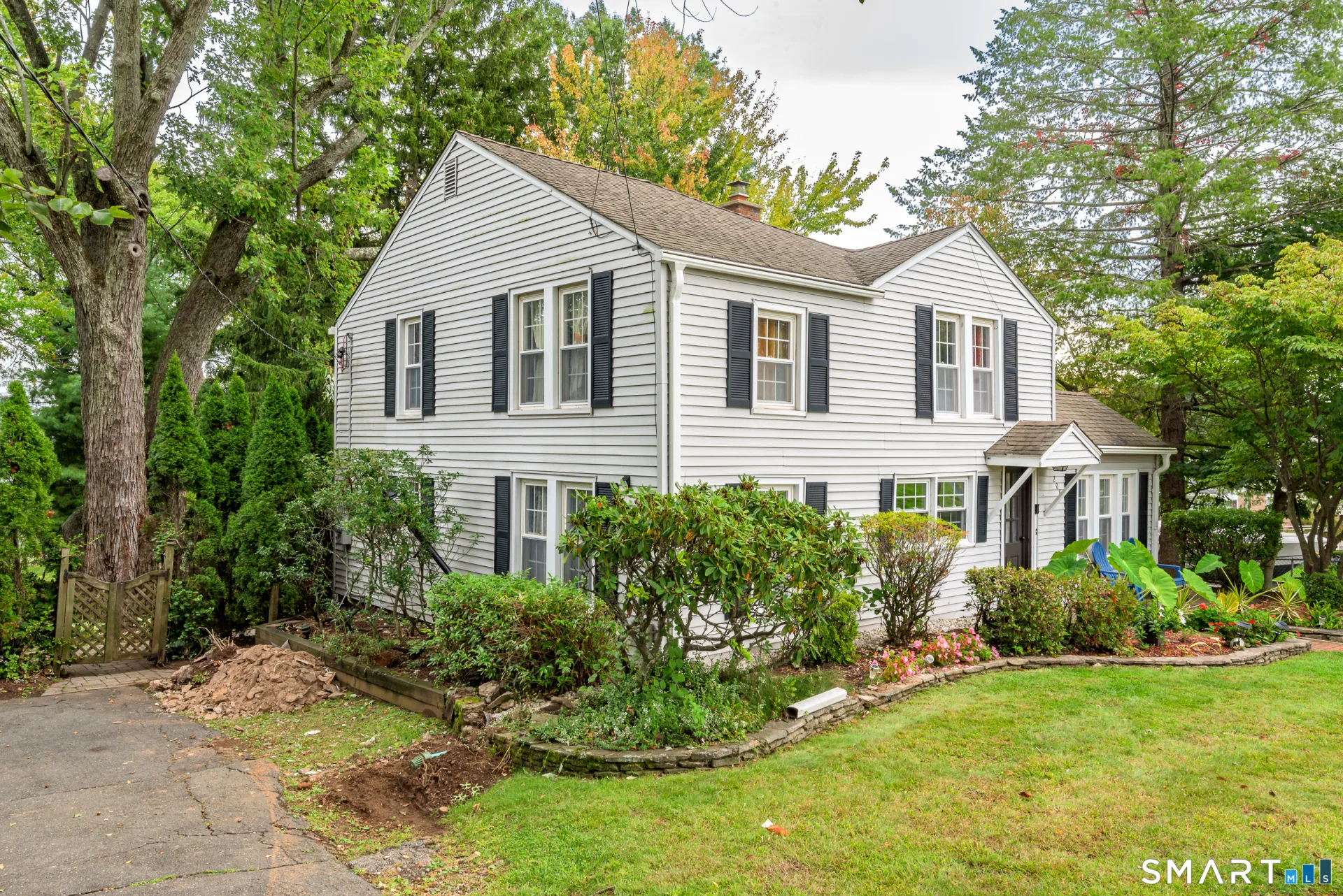 208 Thornbush Road, Wethersfield, CT