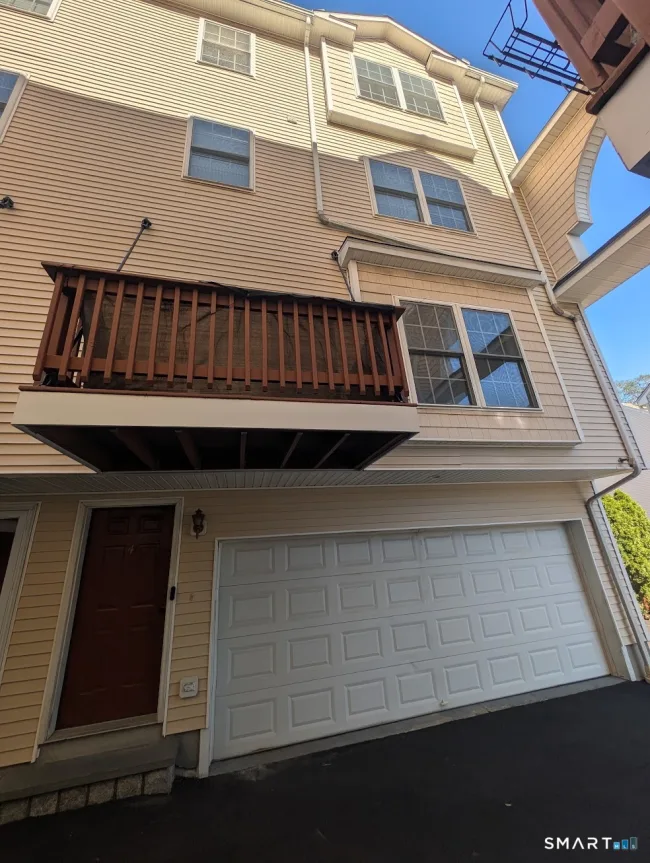 205 Hope Street #4