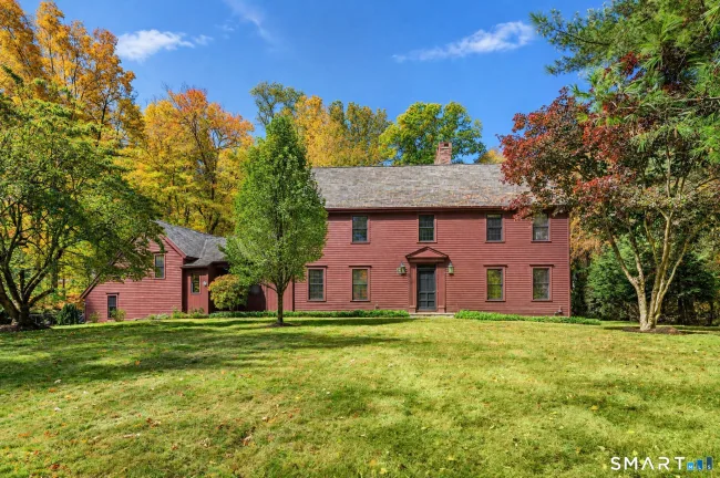28 Maplecrest Drive