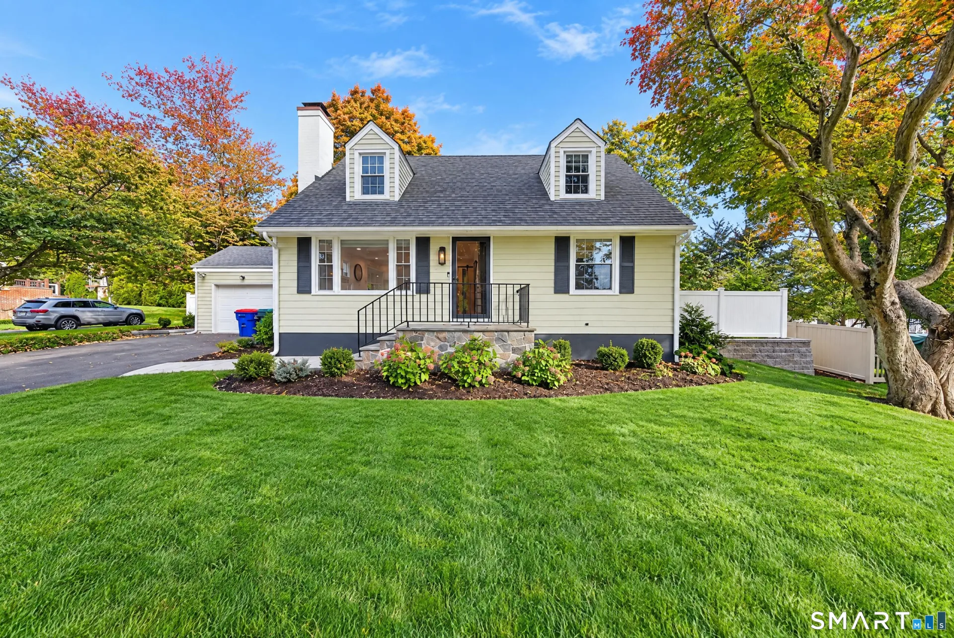 18 Maple Street, Trumbull, CT
