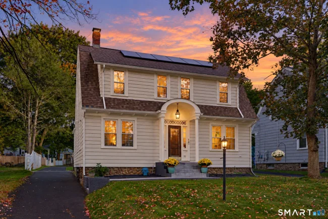 32 Collins Parkway, Meriden, CT