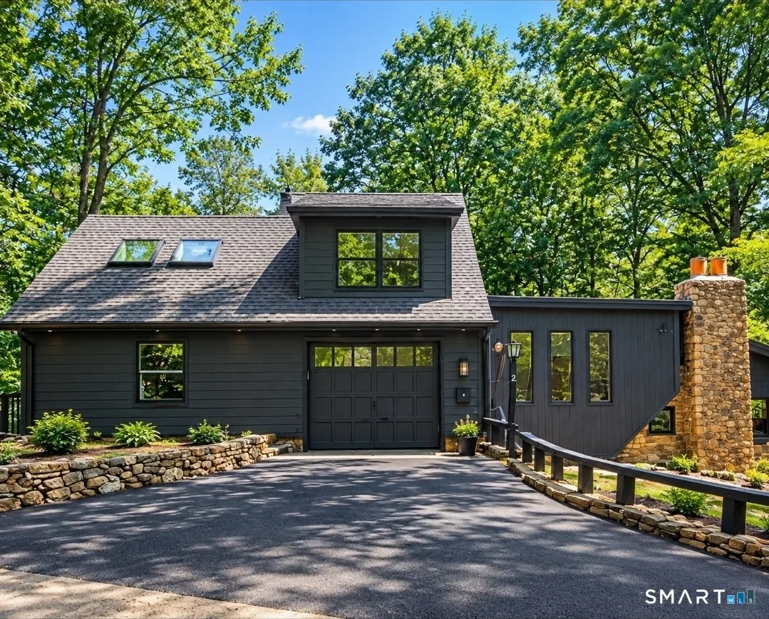 3 Topping Lane, Norwalk, CT