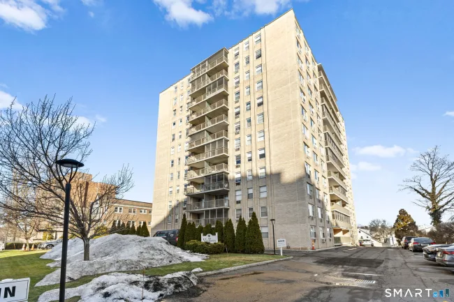 65 Glenbrook Road #6C