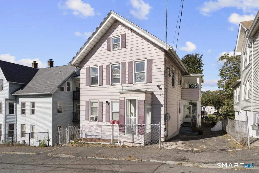11 Bergen Street, Waterbury, CT