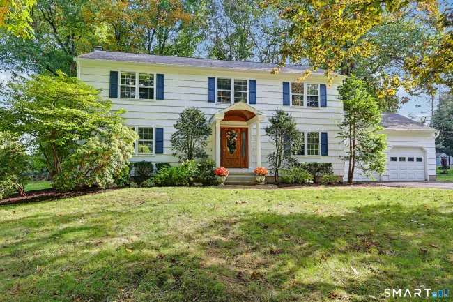 100 Holiday Road
