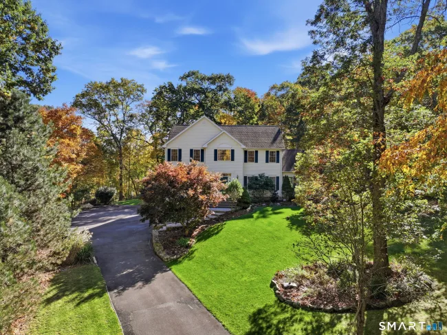 36 Woodbine Lane, Newtown, CT