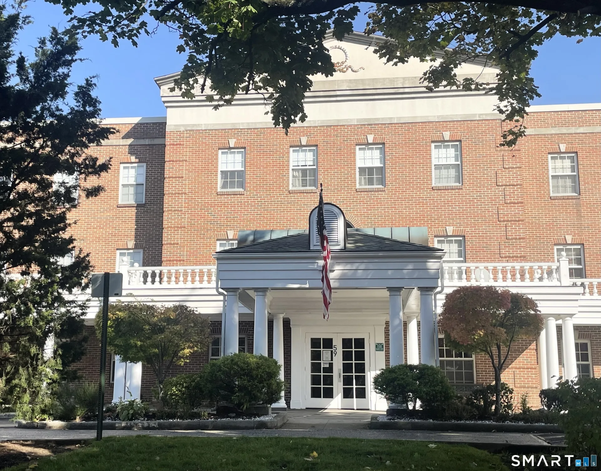 59 Courtland Avenue #2M, Stamford, CT