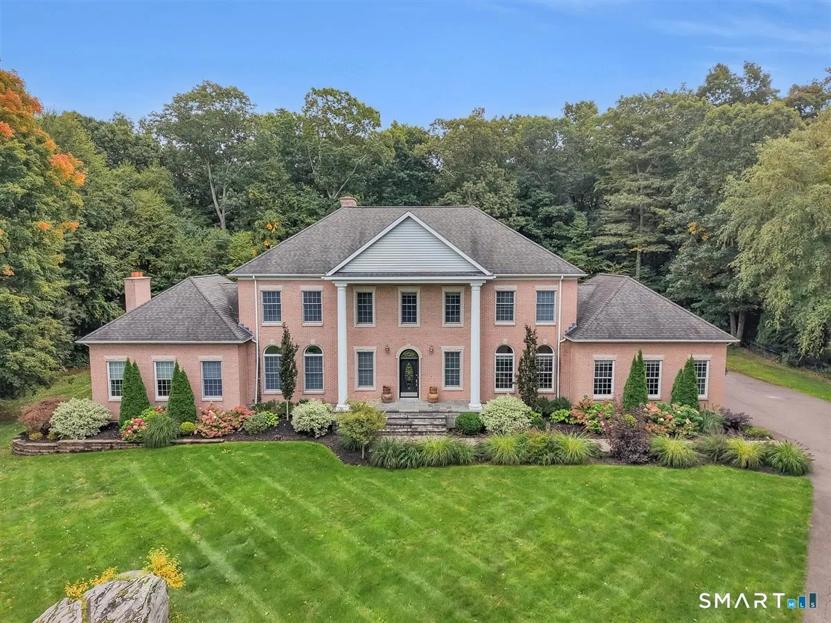 52 Country Club Road, Bolton, CT