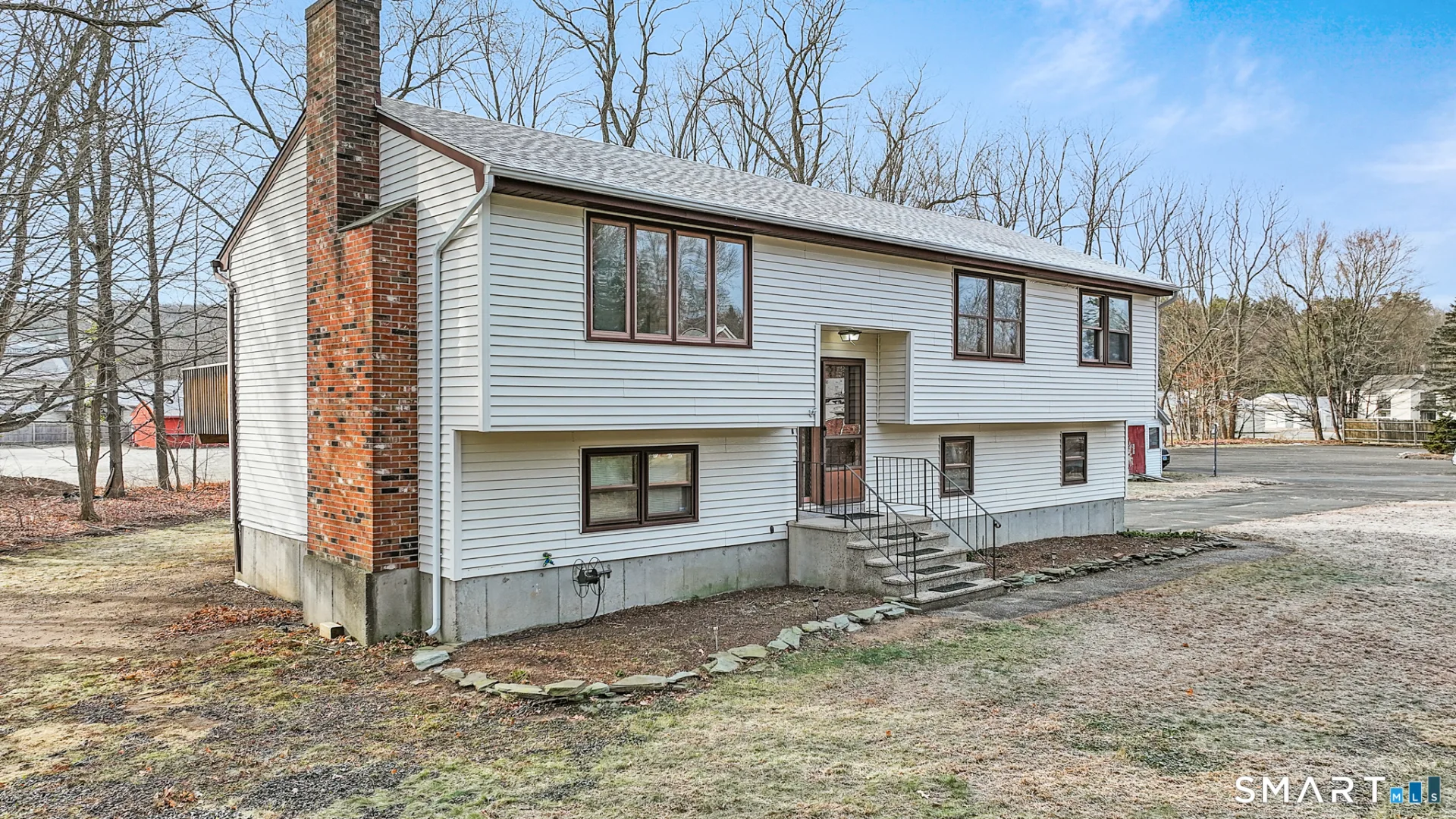 129 Dowd Avenue, Canton, CT