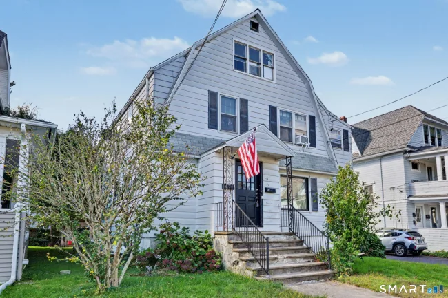 55 Harborview Avenue