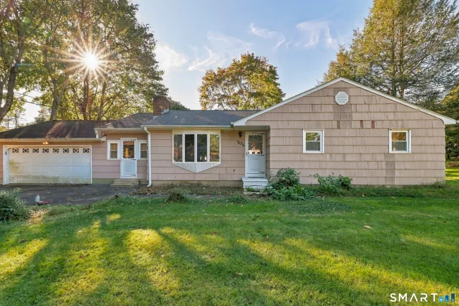 206 Mountain Road