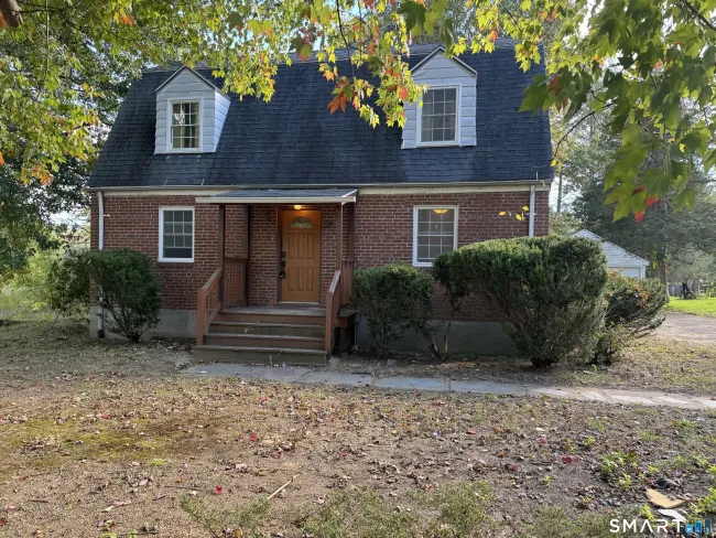 59 East Wintonbury Avenue