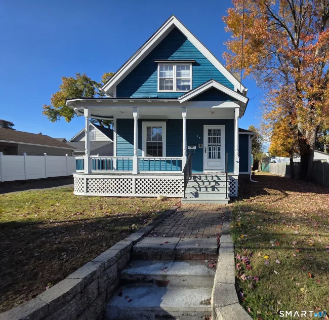 17 Edgewood Avenue, Waterbury, CT