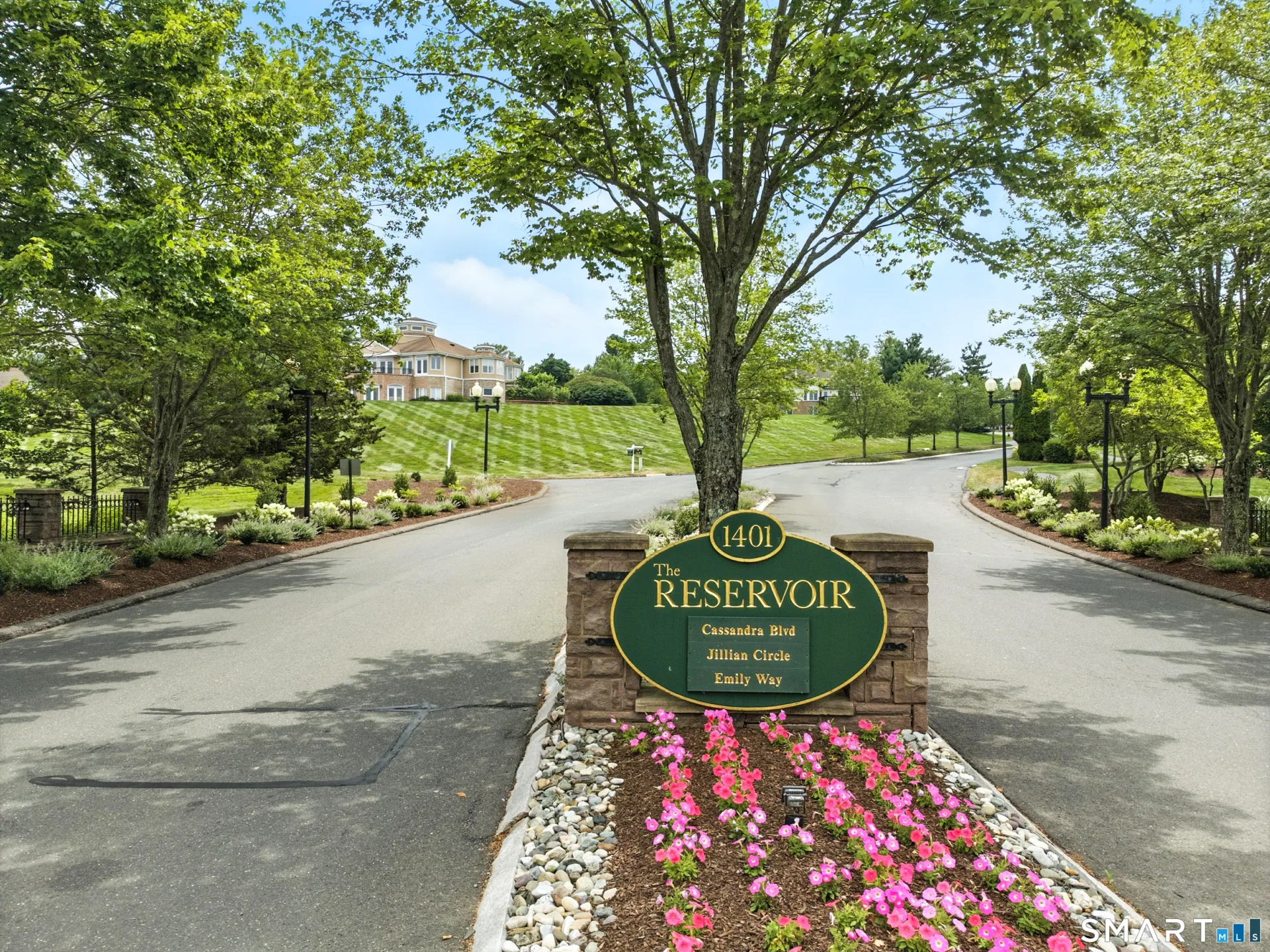 60 Cassandra Boulevard #203, West Hartford, CT
