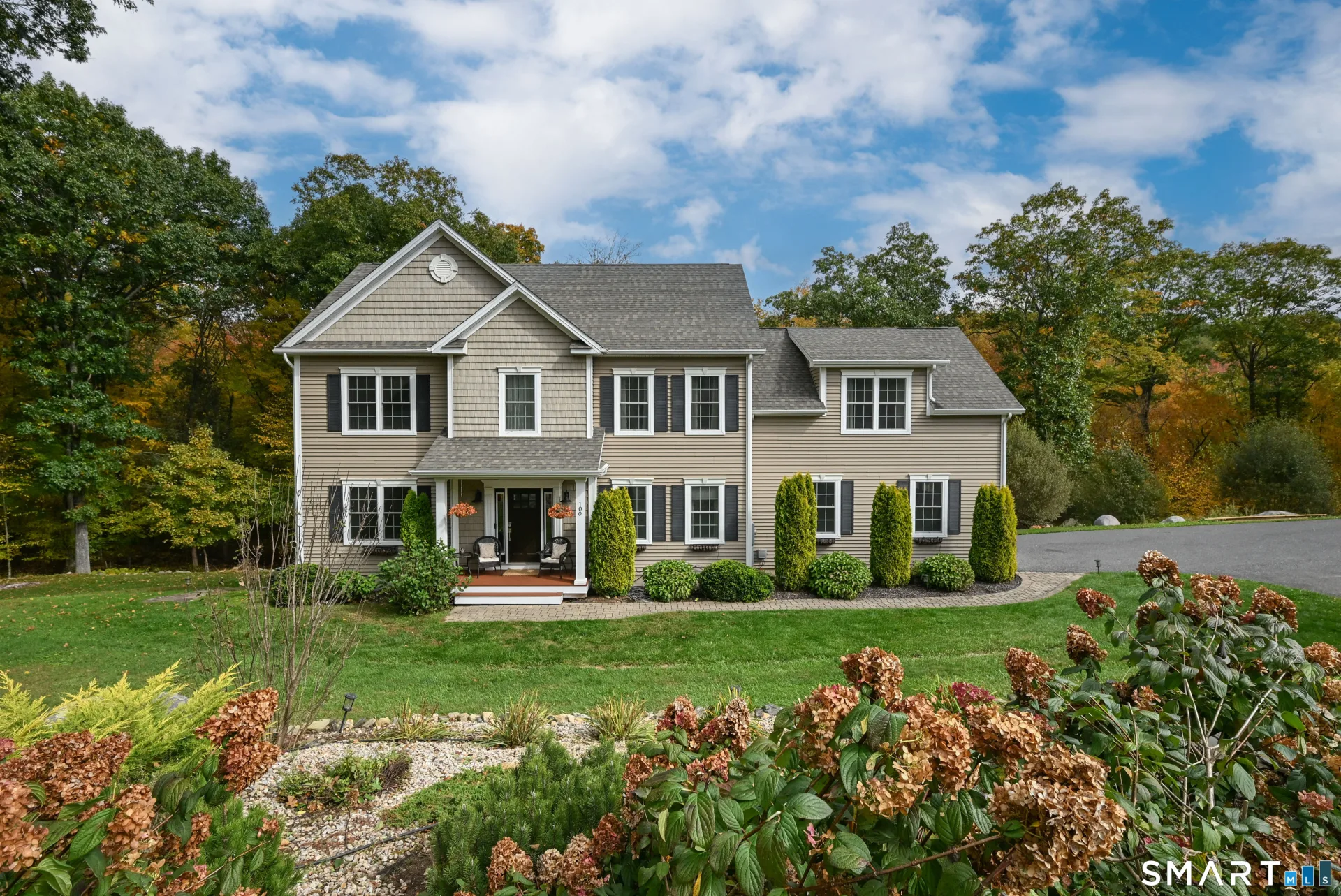 100 Shane Drive, Southbury, CT
