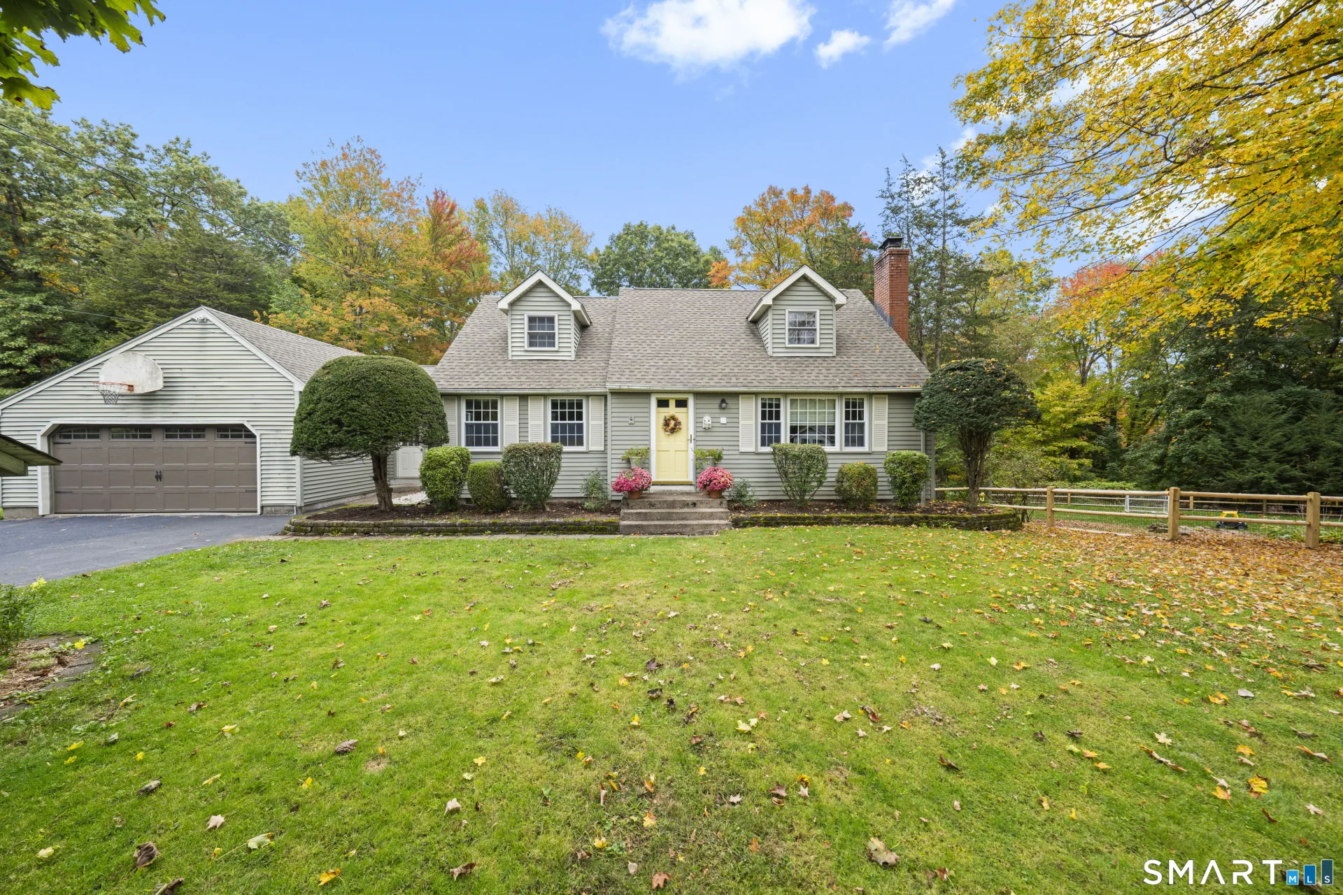 40 Wynding Hills Road, East Granby, CT