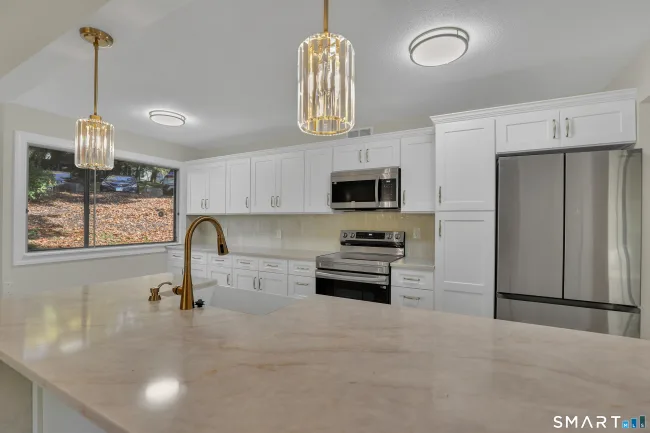 847 Heritage Village #B, Southbury, CT