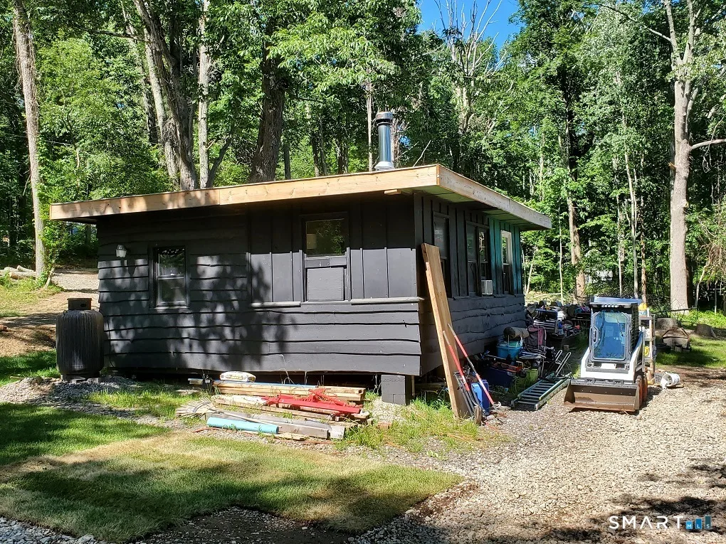 181 Paradise Drive, Brooklyn, CT