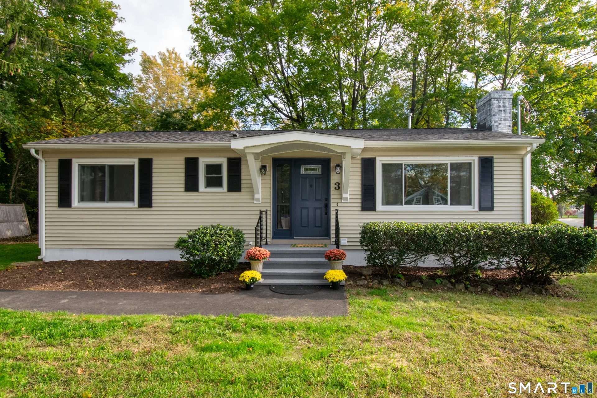 3 Pattagansett Court, East Lyme, CT