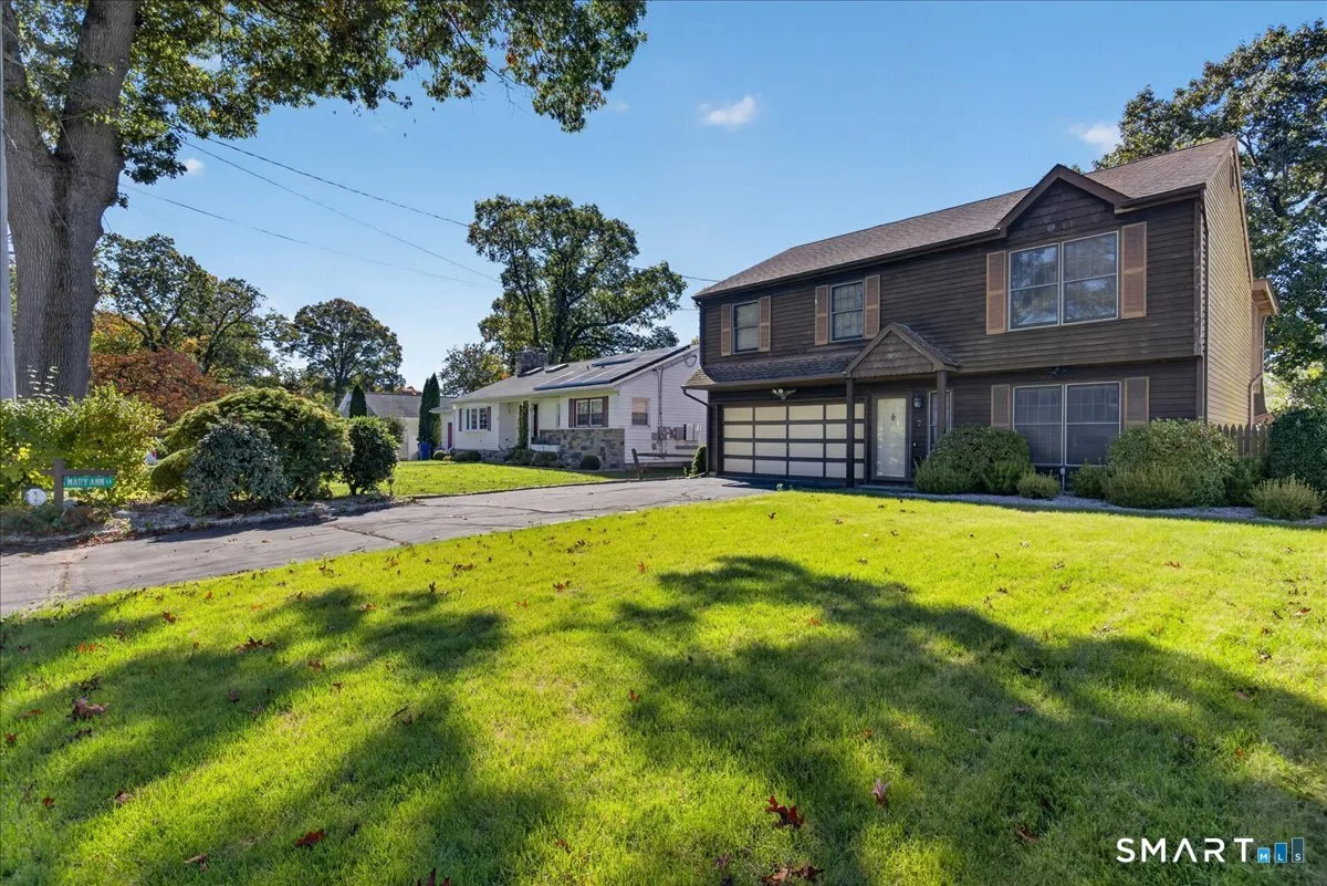 7 Oakledge Circle, Norwalk, CT