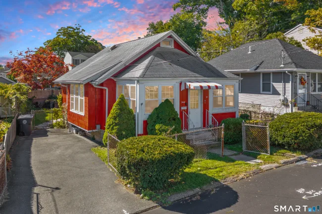 40 Wildwood Avenue