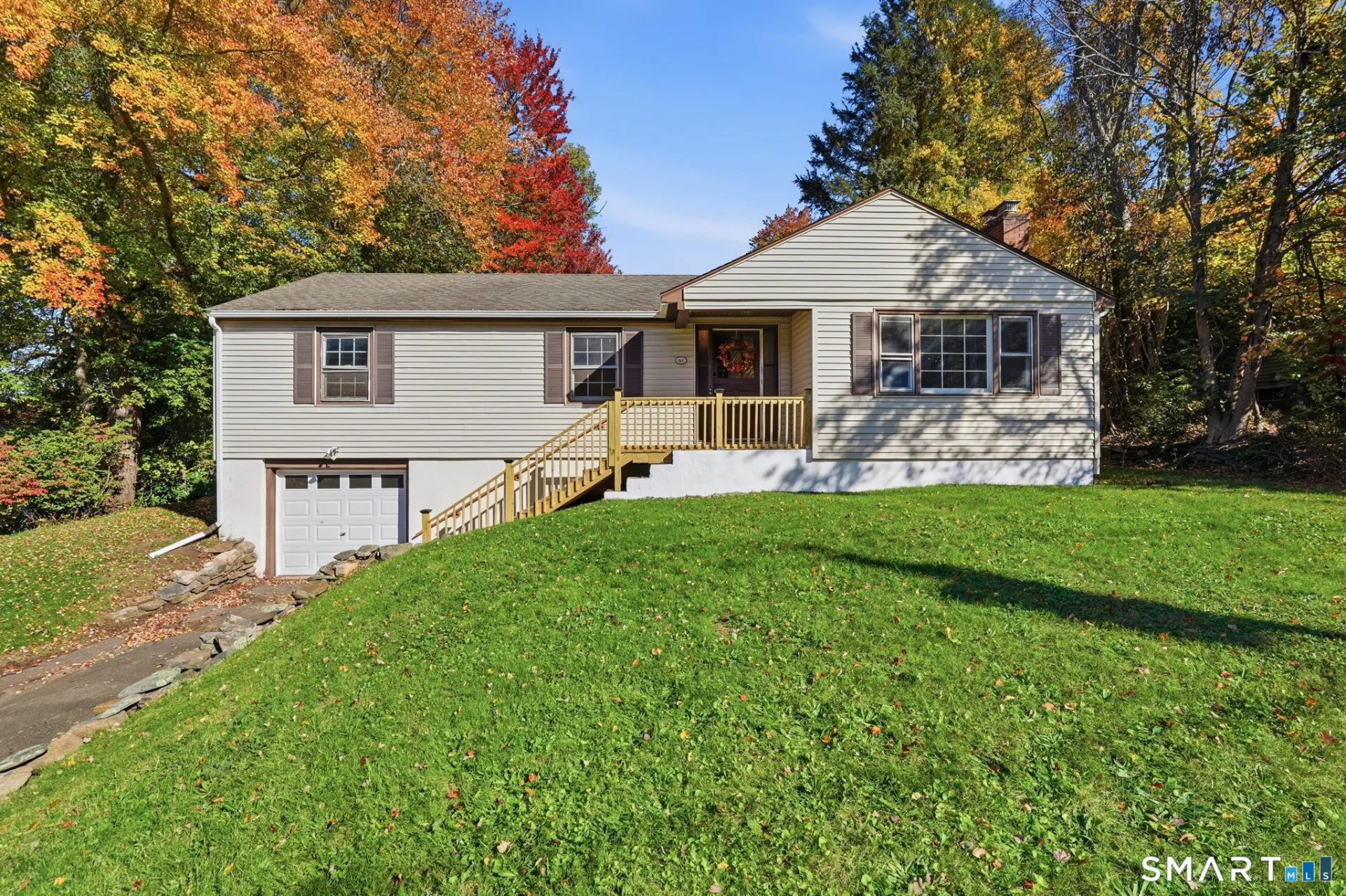 61 Arnott Road, Manchester, CT