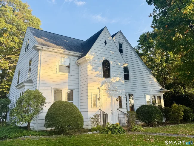150 Ridgewood Avenue