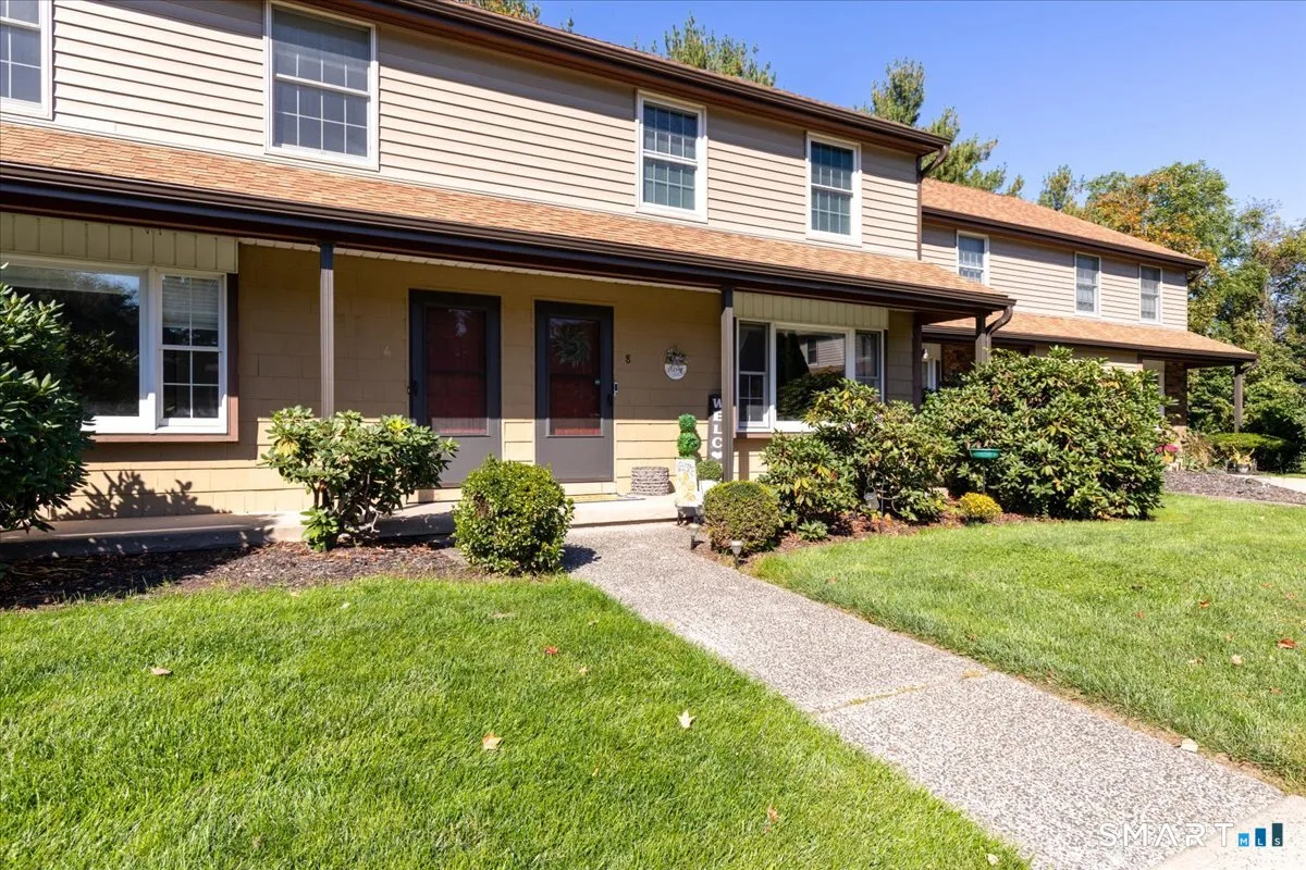 8 McIntosh Circle #8, Rocky Hill, CT