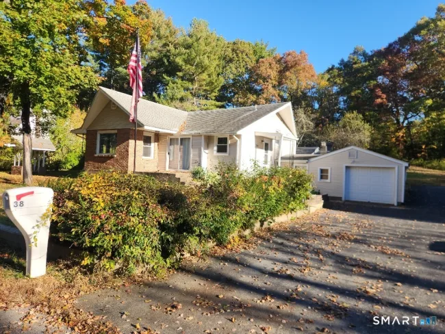 38 Crystal Road