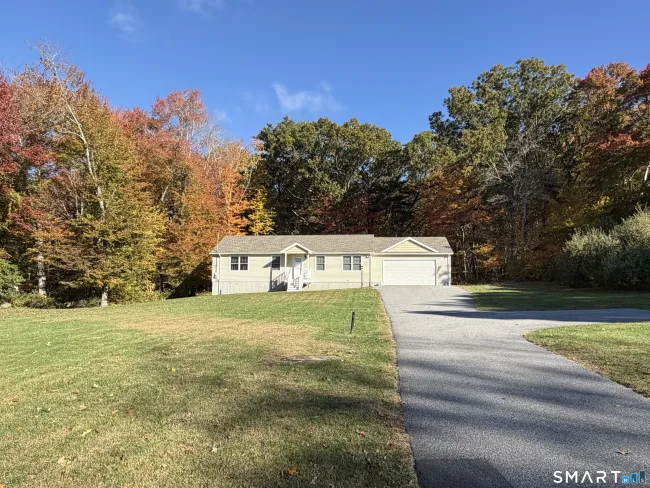 24 Indian Hollow Road