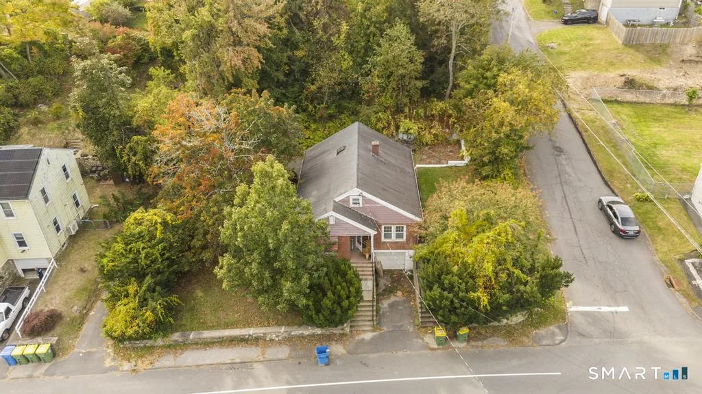 47 Stillson Road, Waterbury, CT