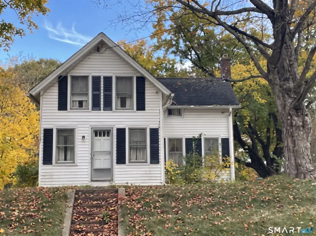 348 Lake Road