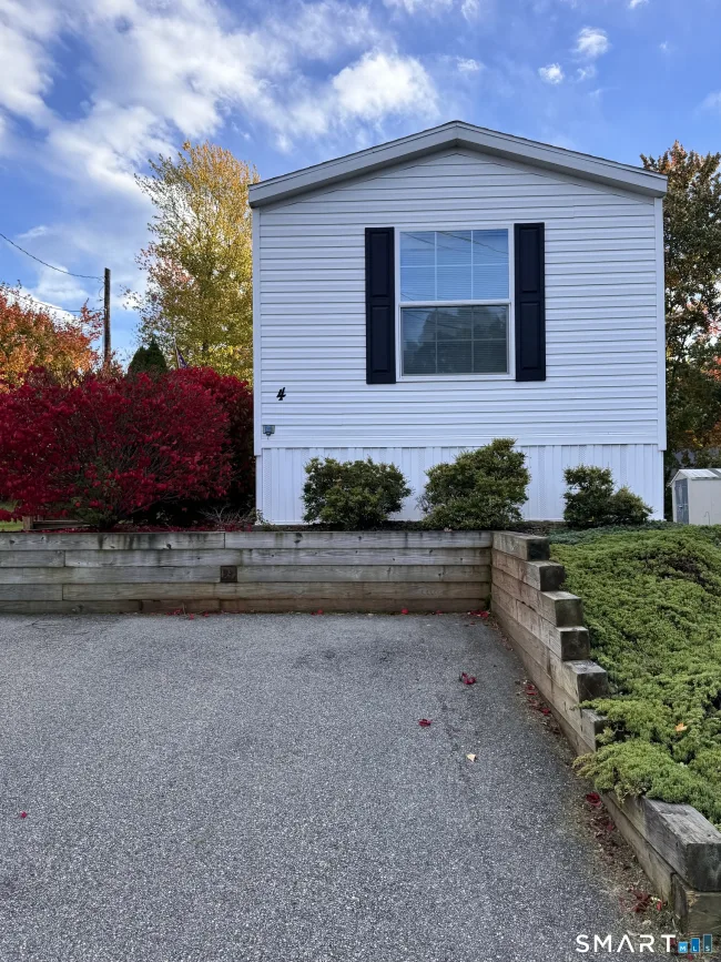 4 South Terrace