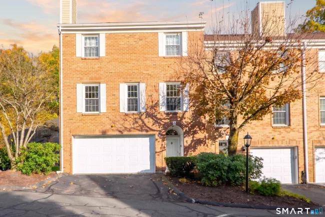 82 Kingswood Drive #82, Bethel, CT
